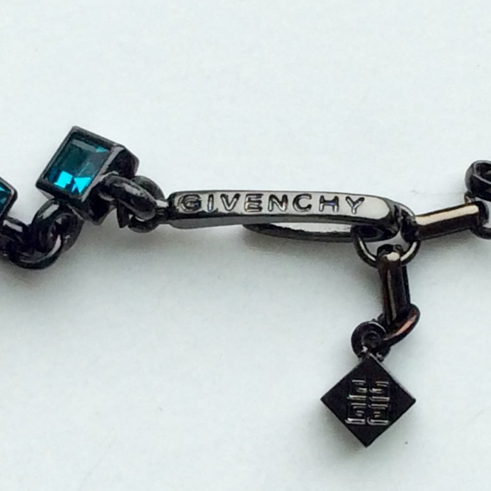 Givenchy Patterned Choker Necklace - image 6